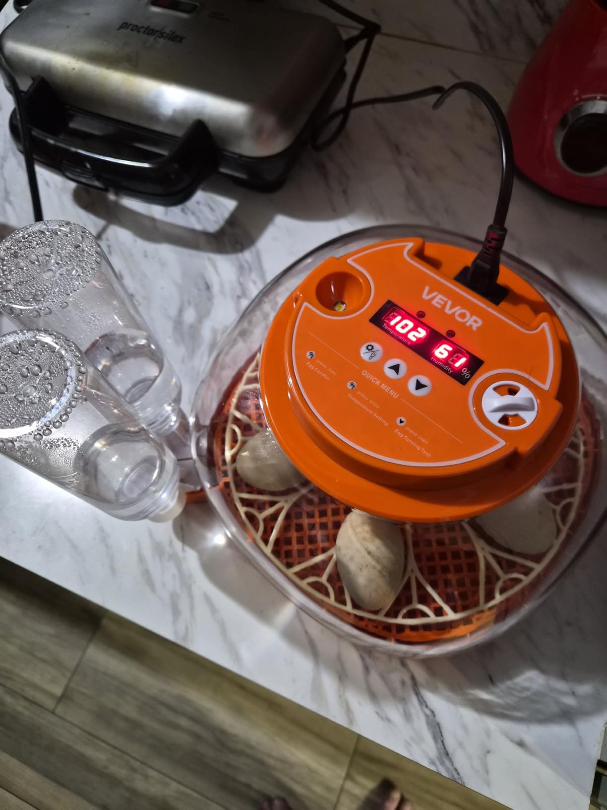 VEVOR 12 Egg Incubator, Automatic Egg Turner with LED Candler, Temperature & Humidity Control, 360° View Clear Window, Poultry Eggs Incubator for Home Farm, Hatching Chicks Ducks Goose Quail customer photo 1