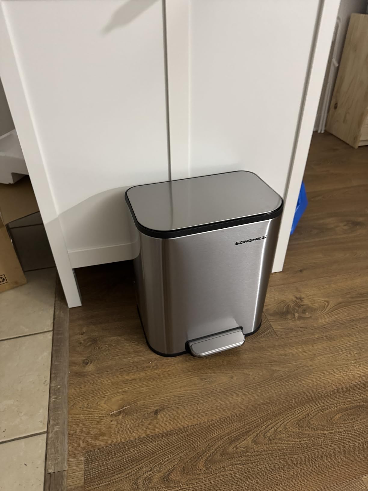 SONGMICS Trash Can, Double Compartment Garbage Can, Stainless Steel, 2 X 8 Gallon (2 x 30 L) for Recycling, with 15 Liner Bags, Soft-Close Lids, Removable Buckets, Silver ULTB160EZ01 customer photo 2