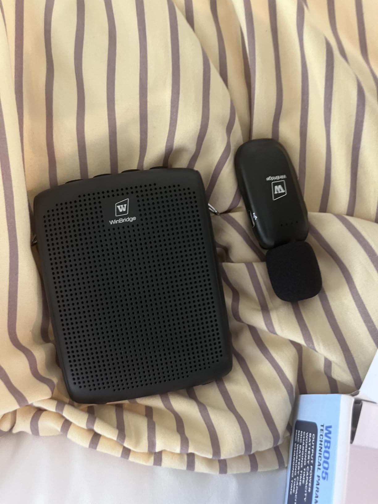 WinBridge Wireless Voice Amplifier with Clip-On Lapel Mic for Teachers | 15W Portable PA System with Bluetooth, 12H+ Battery, Auto-Pairing , Instant Mute, Ultra-Light Lavalier Microphone WB005 customer photo 2
