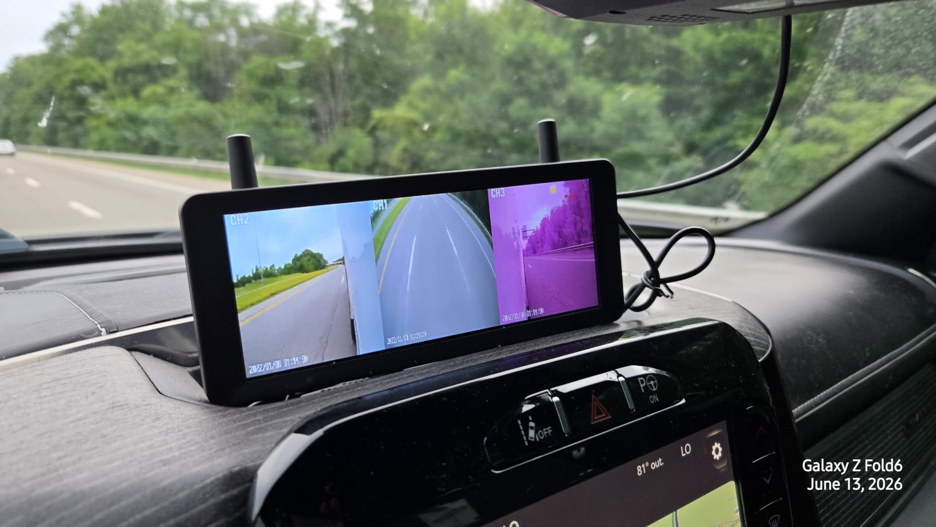 AUTO-VOX Wireless RV Backup Camera System, Rear and Side Coverage | 7.2