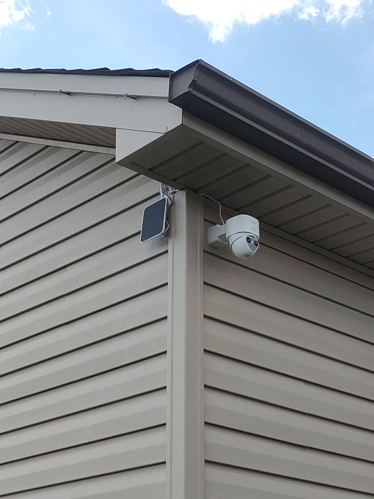 aosu T2 Ultra 4K Security Camera Wireless Outdoor, 360° AI Triple Detection | No Subscription Needed, 4K UHD Truecolor Night Vision, Radar+PIR+AI Triple Detection, 32GB Local Storage Expandable up to 1TB customer photo 2
