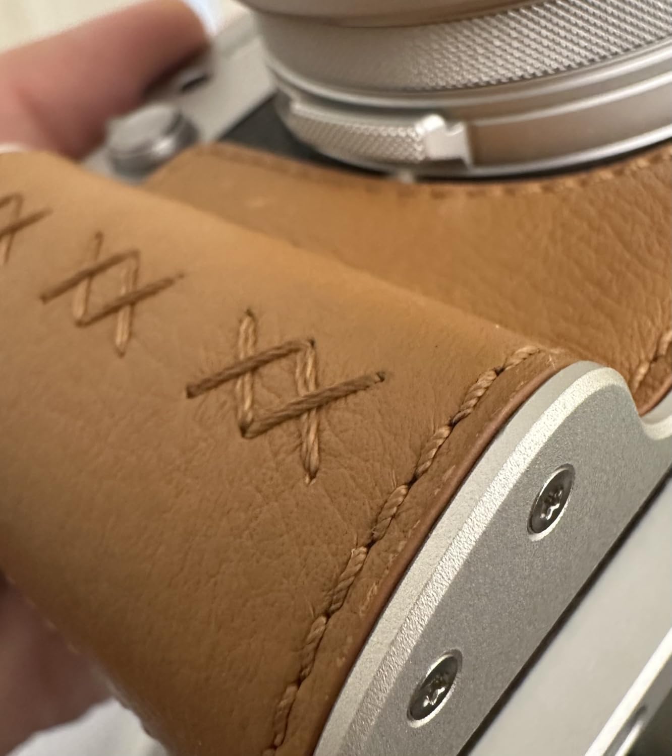 PGYTECH Genuine Leather Camera Half Case for FUJIFILM X100 VI Clay Brown | Retro Style Leather Protector with Integrated Grip Handle, Aluminum Alloy Base & SD Card Slot customer photo 2