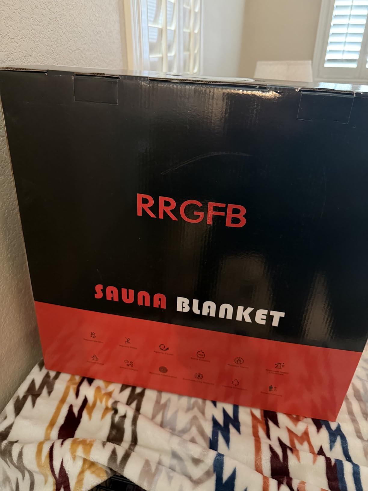 Infrared Sauna Blanket, Durable PU Leather Cover Detox & Relaxation at Home Adjustable Timer, Size 6 ft x 2.6 ft(Black) customer photo 1
