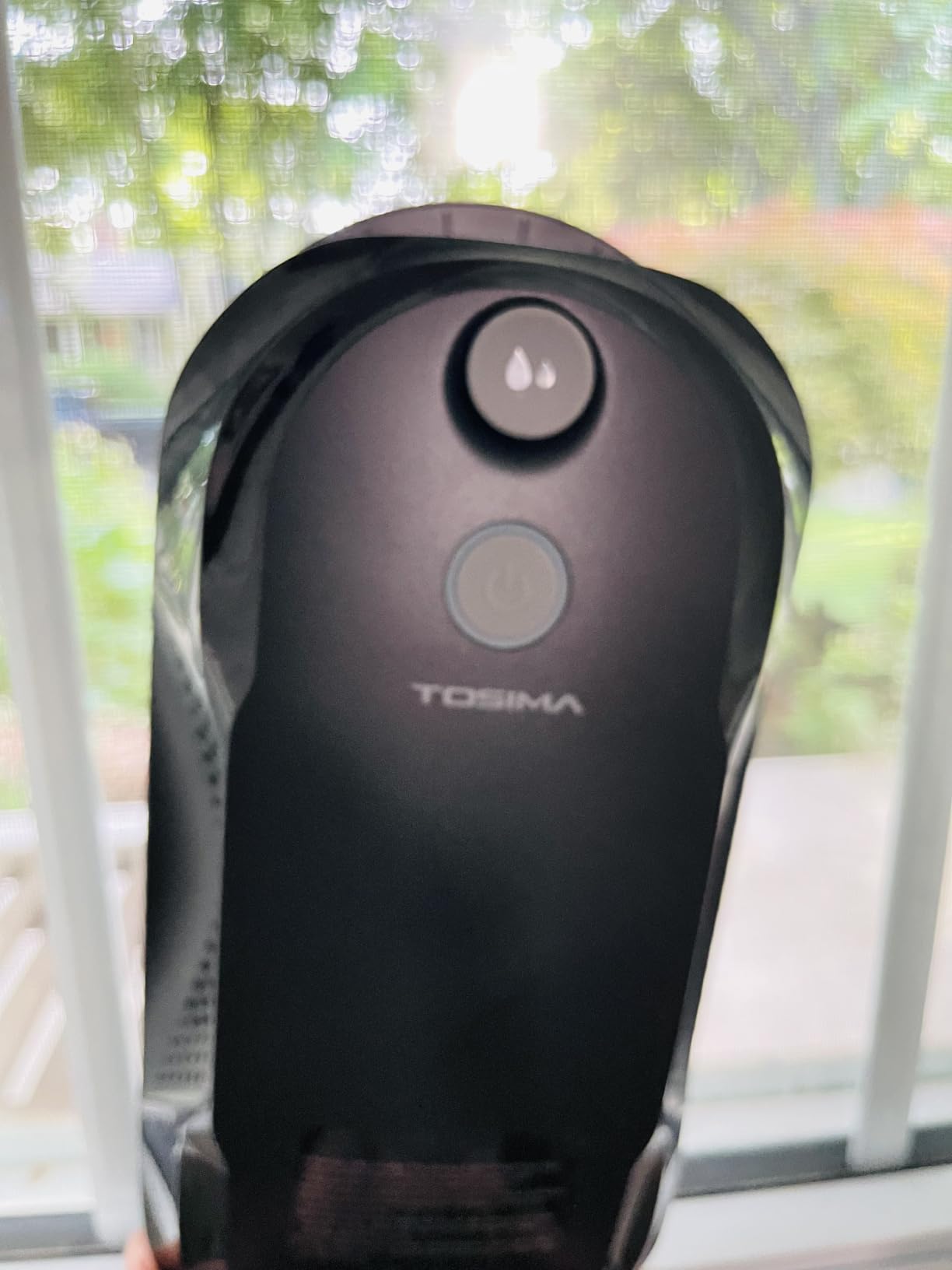 Tosima W5 Window Cleaning Robot, 6400Pa Max Adaptive Suction, Auto-Spray Smart Window Cleaner with Triple Safety System, Intelligent Navigation, Remote Control, for All Smooth Surfaces, White customer photo 2