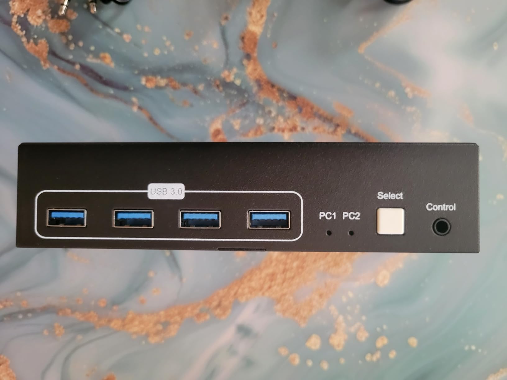 HDMI KVM Switch 2 Monitors 2 Computers, 4K@60Hz USB KVM Switches Dual Monitor with 4 USB 3.0 Ports Sharing Keyboard Mouse Printer, Monitors Switch for 2 Computers, HDMI Switcher 2 in 2 Out customer photo 2