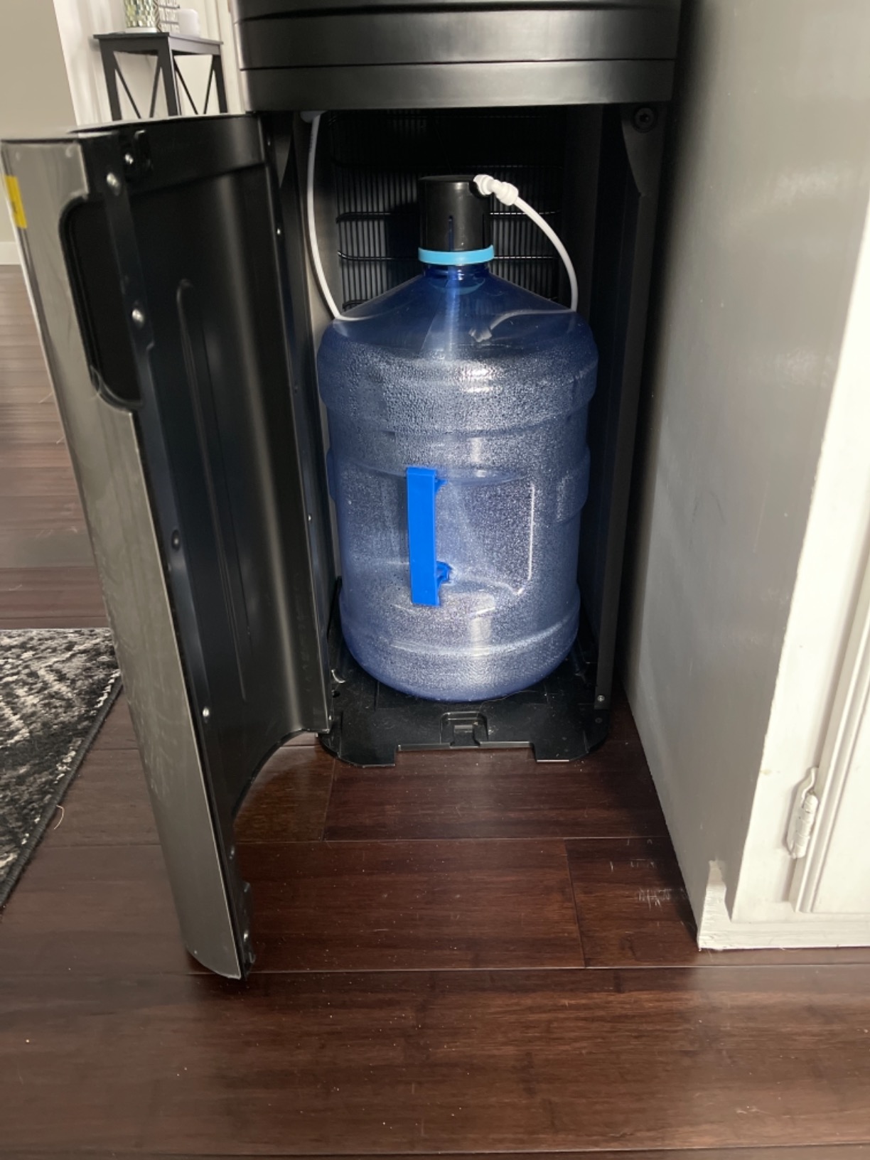Euhomy Self-Cleaning Bottom-Loading Water Dispenser, Compatible with 5 Gallon Bottles - 3 Temperature Settings with Hot, Room & Cold Water Outlets, Childproof Lock, Night Light & LED Display, Black customer photo 2