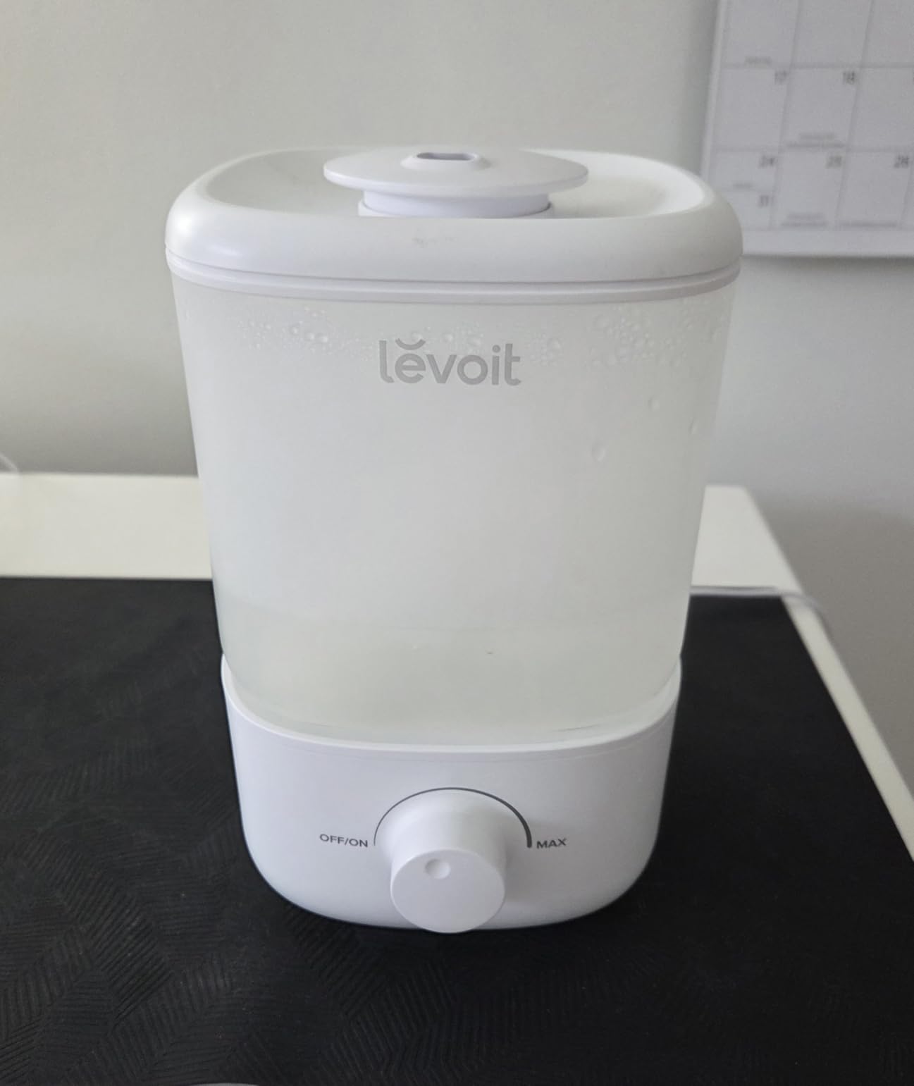LEVOIT Humidifiers for Bedroom, 4.2L Top Fill for Large Room, 42H Runtime | 42H Runtime, Easy to Clean, 21dB Quiet Cool Mist for Baby, Plants, Night Light, Essential Oil Diffuser customer photo 2