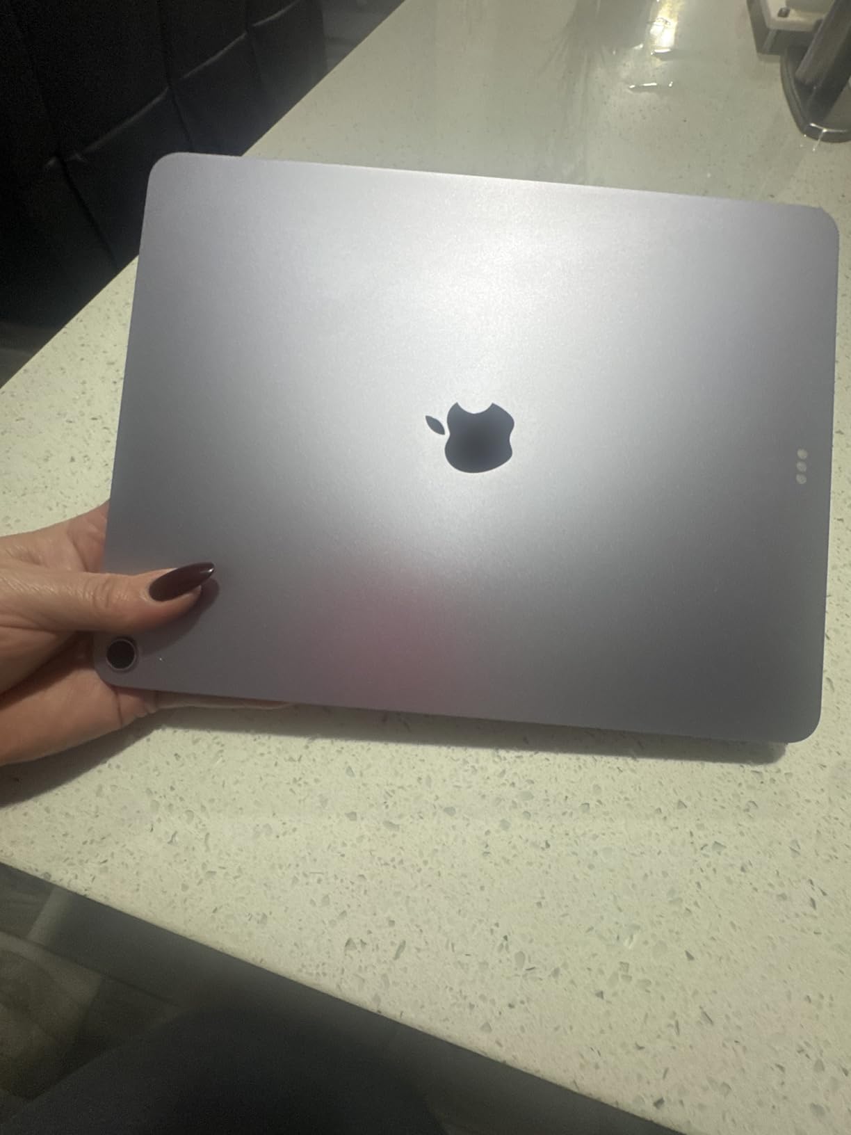iPad Air 13-inch (M4): Liquid Retina Display, 128GB, 12MP Front/Back Camera, Wi-Fi 7 with Apple N1, Touch ID, All-Day Battery Life - Starlight customer photo 1