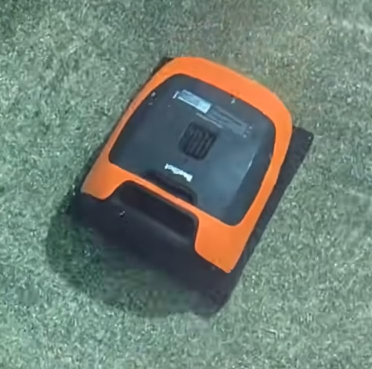 Beatbot Sora 30 Pool Vacuum, Floor & Wall & Waterline & Platform Cleaning, 6800GPH Power, Smart Parking, 300Min Runtime, 5L Capacity, for Above & In-Ground Pools 3229 sq.ft, Deep Blue customer photo 2