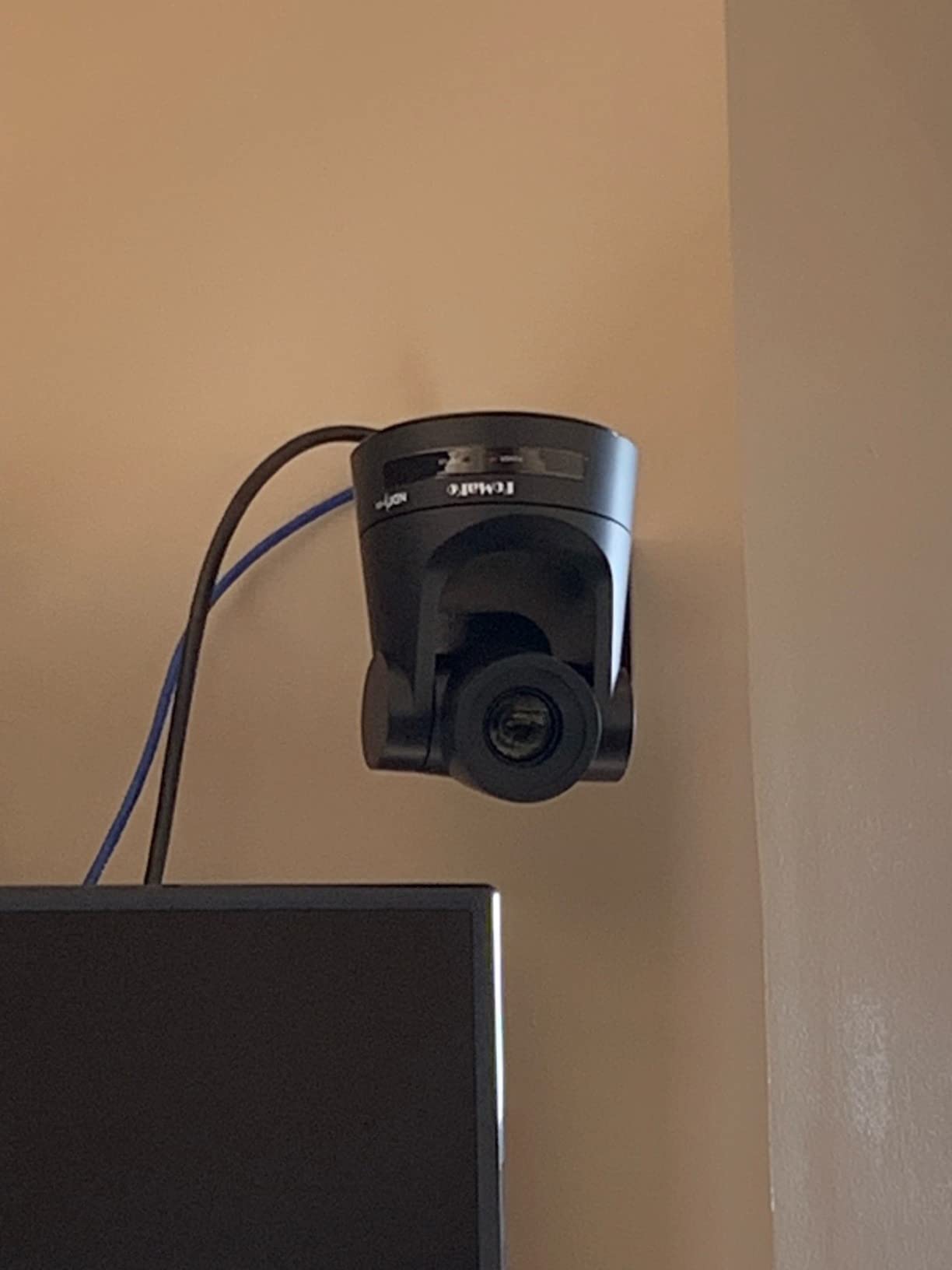 FoMaKo 4K 60fps NDI PTZ Camera Bundle, Supports NDI HX3 4K 60fps Output, 20x Optical Zoom, Gen 3 AI Auto-Tracking, 3G-SDI/HDMI/NDI/USB/PoE, for Church Worship & Live Studio, K600N x3+KC608, BK203 customer photo 2