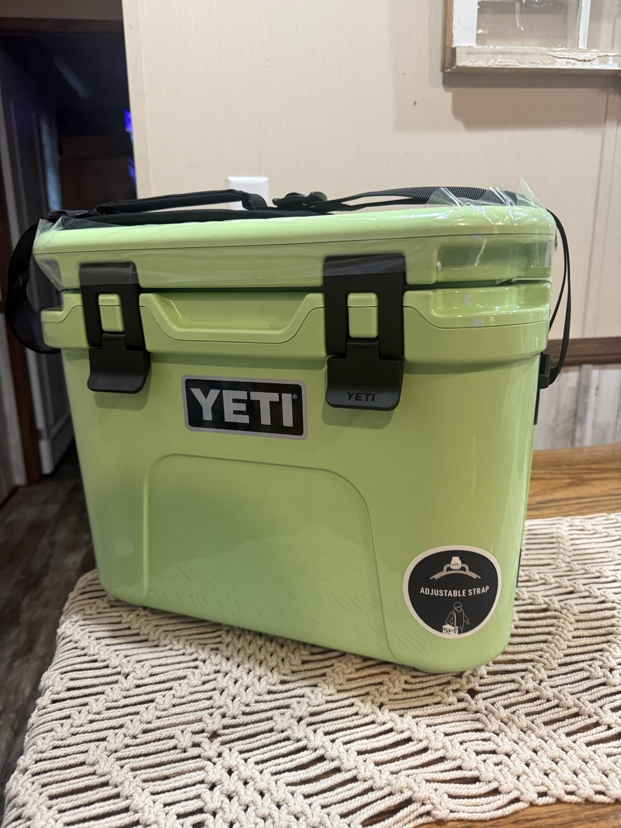 YETI Roadie 15 Hard Cooler with DoubleDuty Shoulder Strap | Compact, Durable, and Portable Insulated Ice Chest, Keeps Ice All Day, Fits 22 cans (only) or 16 lbs of ice (only) customer photo 1