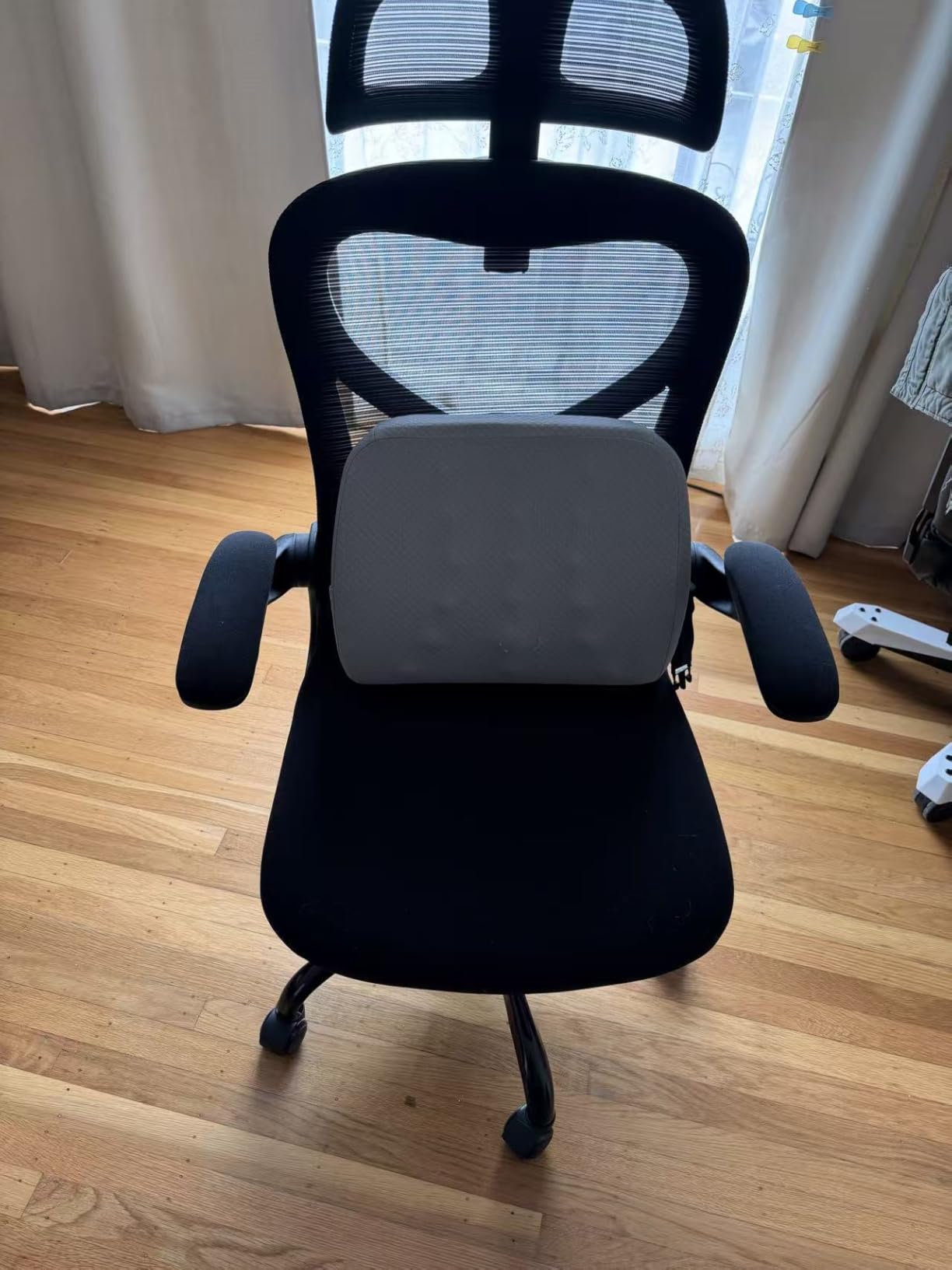 Ergonomic Office Chair for Back & Neck Pain Relief, Virgin Foam Seat, 2D Adjustable Lumbar & 3D Headrest, Tilt & Rock for Relaxation, Ideal for Long Sitting Comfort, White/Gold customer photo 1