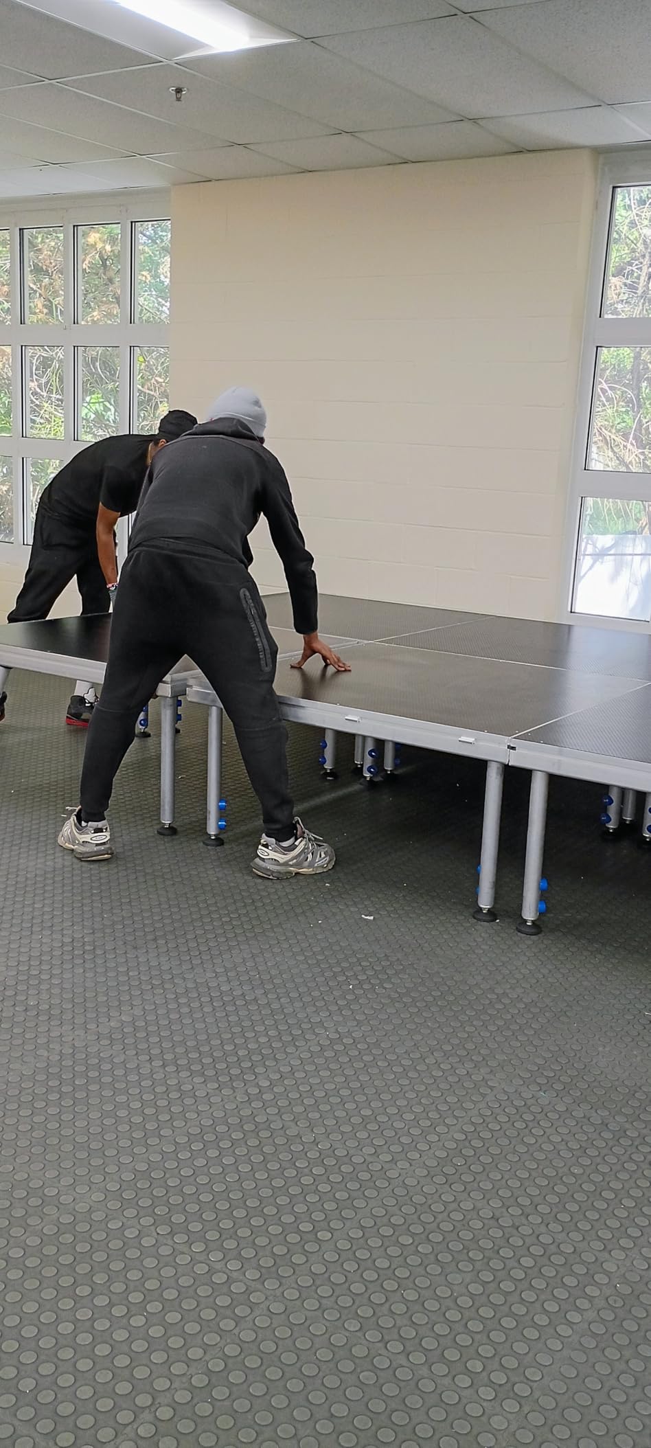 Portable 4x4 ft Aluminum Stage Riser, Height Adjustable 23.6