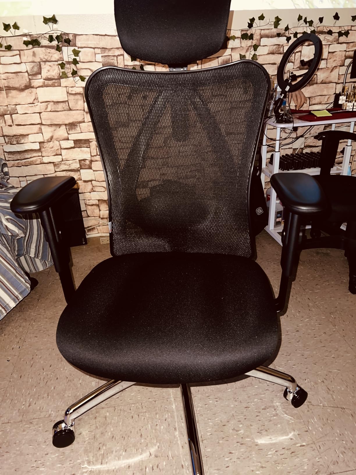 SIHOO B100 PRO Ergonomic Mesh Office Chair with Footrest customer photo 2