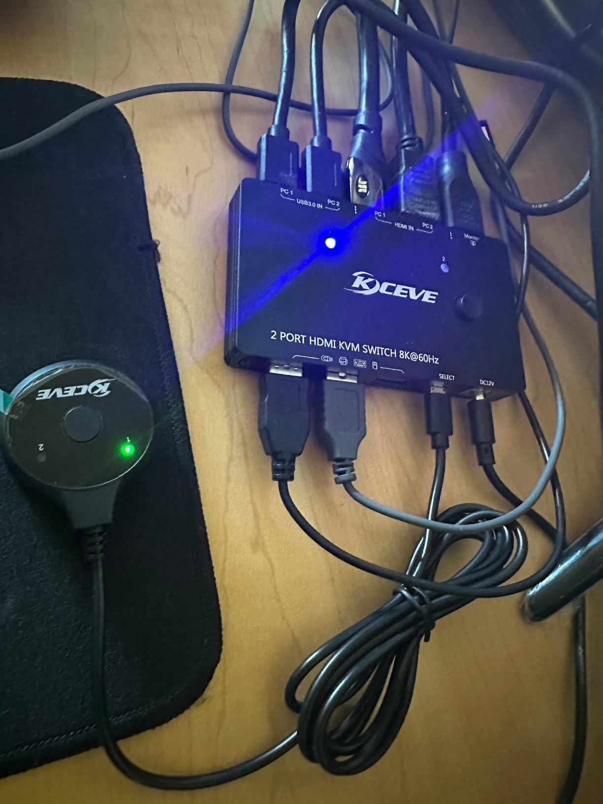 8K@60Hz HDMI Displayport KVM Switch 3 Monitor 2 Computer 4K@144Hz Triple Monitor KVM Switches with USB 3.0 Port,Wired Remote,Power Adapter and USB3.0 Cables(6.6 cm 2 PC 3 Monitor 8K KVM) customer photo 1