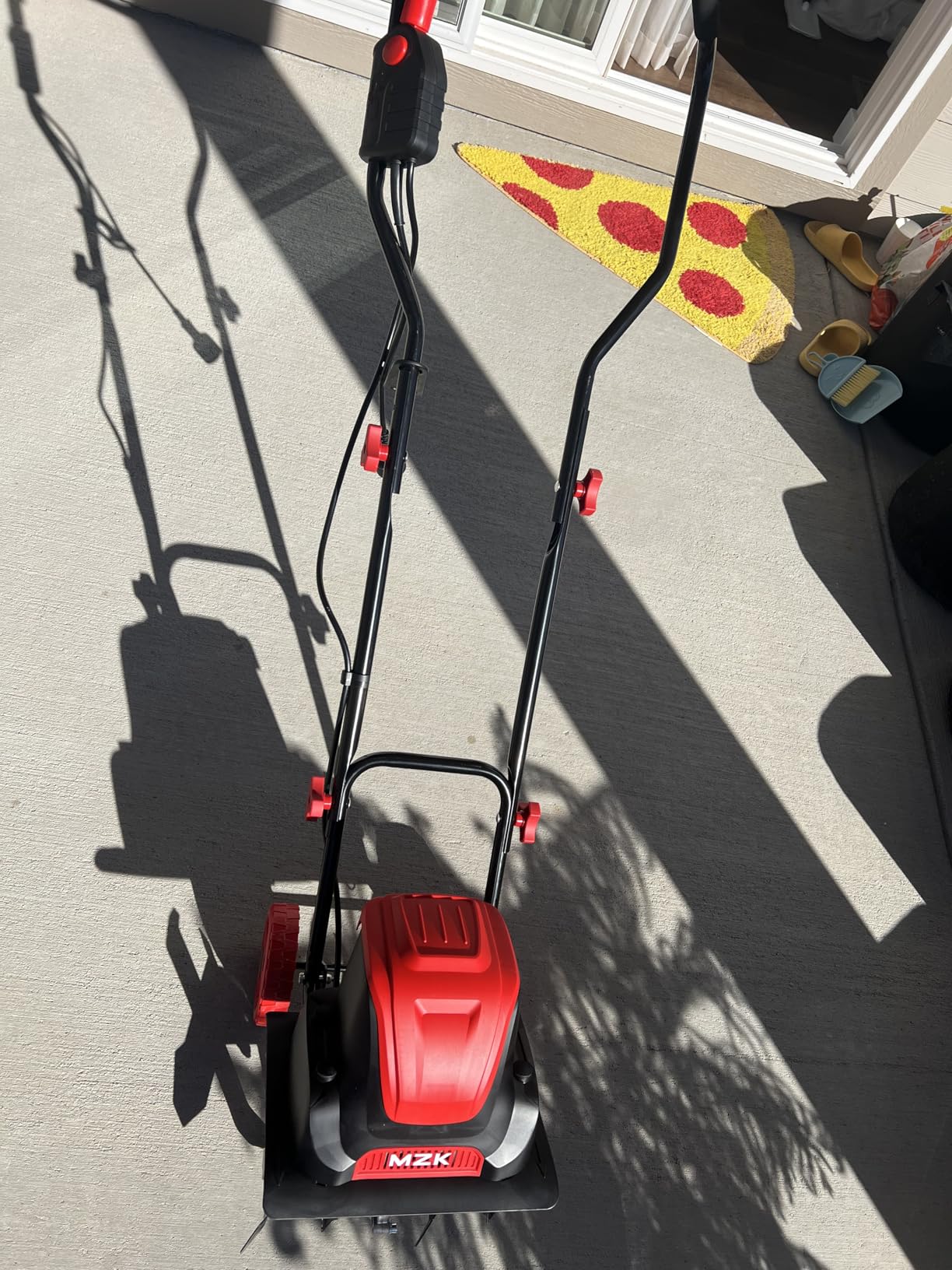 MZK 12-Inch 10.5A Electric Tiller Cultivator, Garden Rototiller 8-Inch Depth | Lightweight corded rototiller for soil digging, garden beds, lawns, and yard cultivation. customer photo 1
