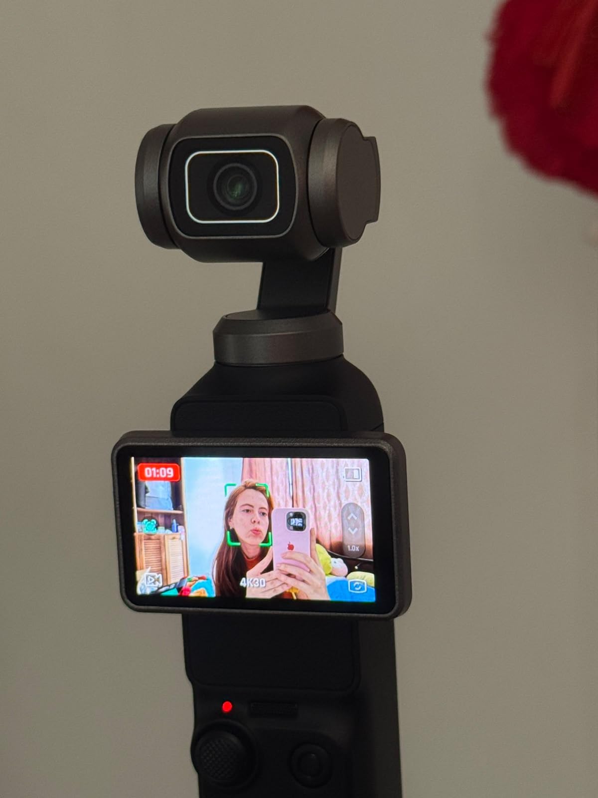 Xtra Muse with Mini Tripod Combo, Vlogging Camera with 1'' CMOS & 4K/120fps Videos, Pocket Camera with 3-Axis Gimbal Stabilizer, Fast Focusing, Digital Video Camera for Photography, Digital Camera customer photo 2