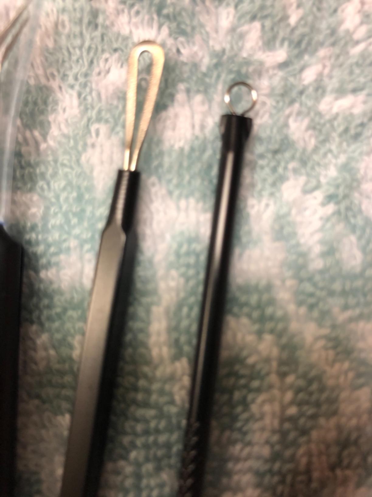 Blackhead Remover Tools Vacuum Facial Pore Cleaner Tool 3 Suction Power - 4pcs Stainless Tools, 5 Interchangeable Probes USB Rechargeable Pore Vacuum Kit customer photo 1