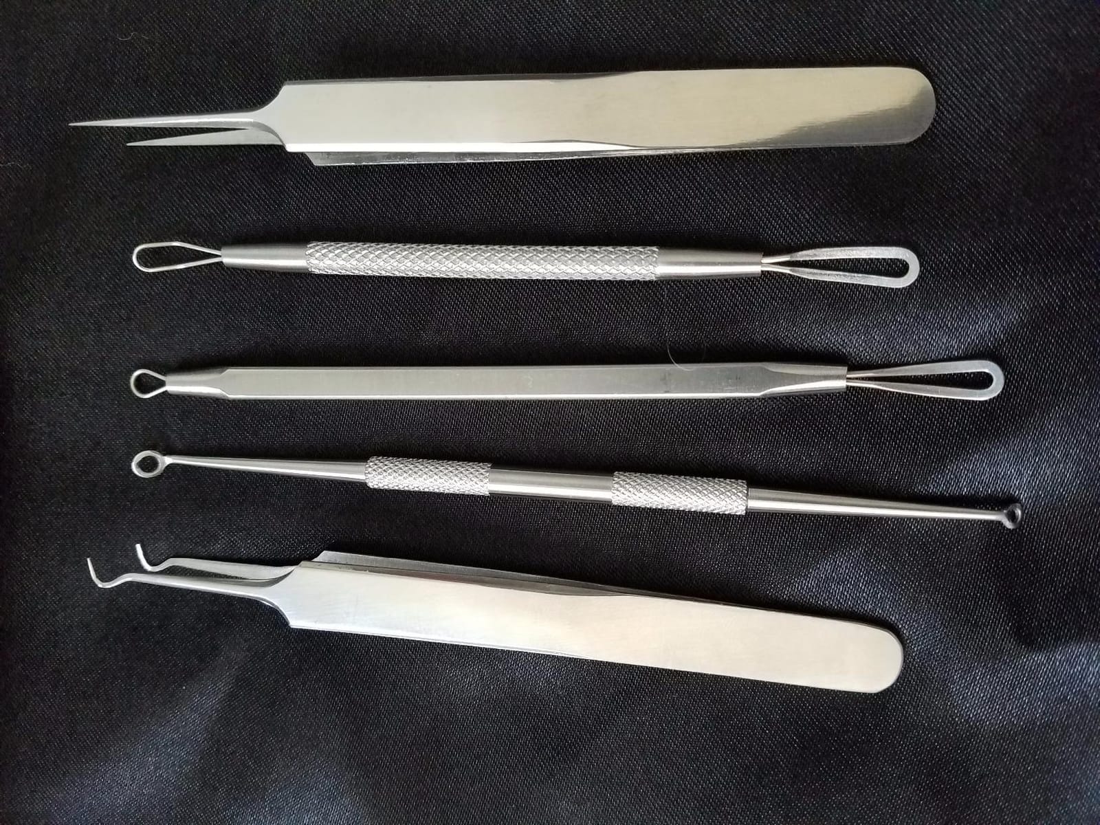 Blackhead Remover Tools Vacuum Facial Pore Cleaner Tool 3 Suction Power - 4pcs Stainless Tools, 5 Interchangeable Probes USB Rechargeable Pore Vacuum Kit customer photo 2