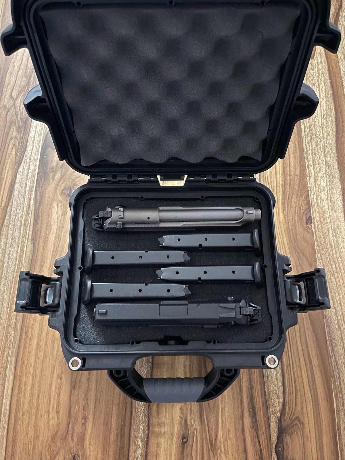 NANUK 905 Hard Case with Foam - IP67 Waterproof Hard Case, Protective Hard-Shell Box for Camera, Drone & Gear - Impact-Resistant, Dustproof, Travel-ready, 12.5