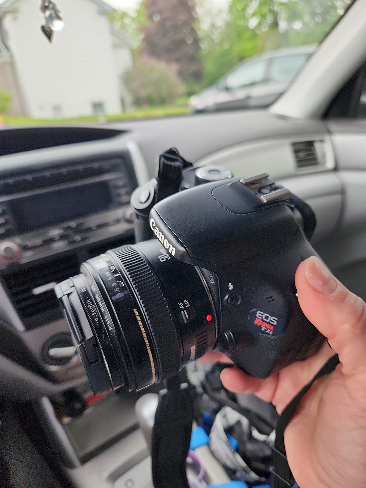 Canon EF 50mm f/1.4 USM Standard & Medium Telephoto Lens for Canon SLR Cameras - Fixed (Renewed) customer photo 1