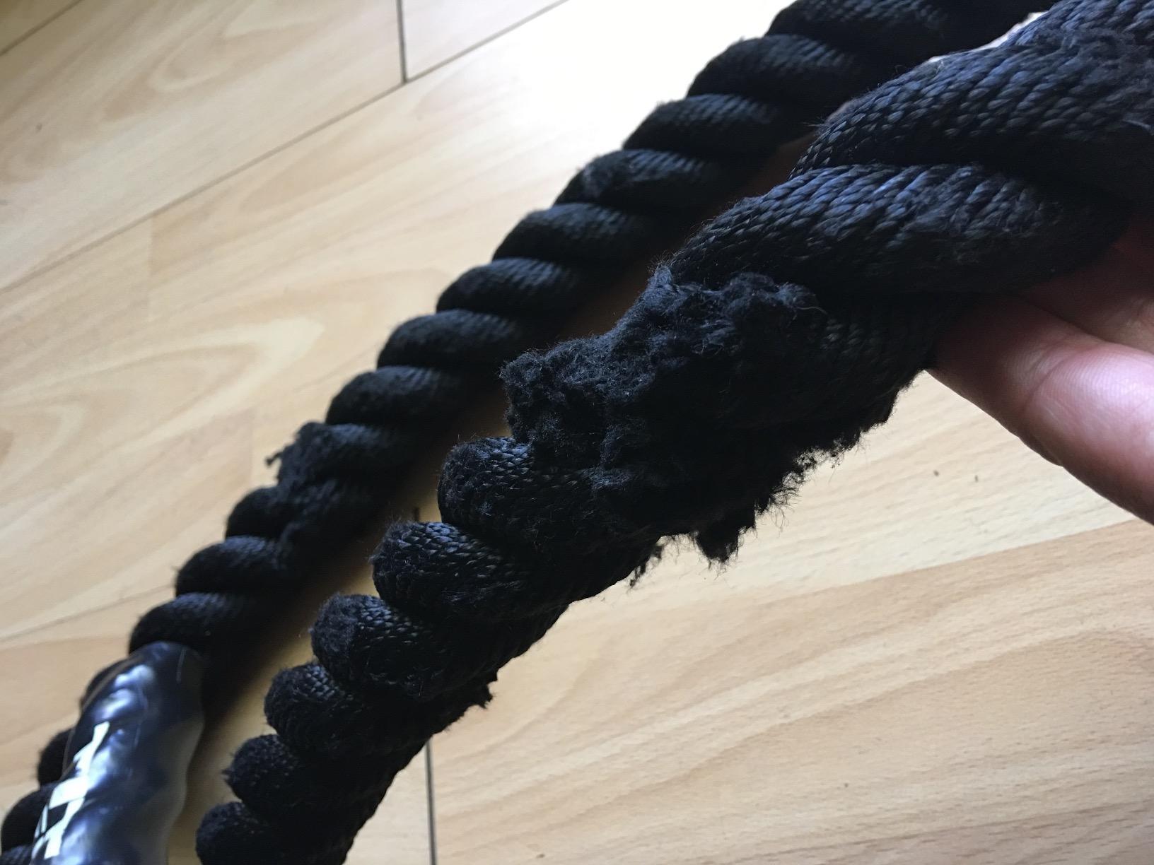 Titan Fitness Battle Rope 40ft x 1.5in, Poly Dacron Heavy Rope for Home Gym Conditioning Workouts, Cross-Train, Strength Training Exercises customer photo 2