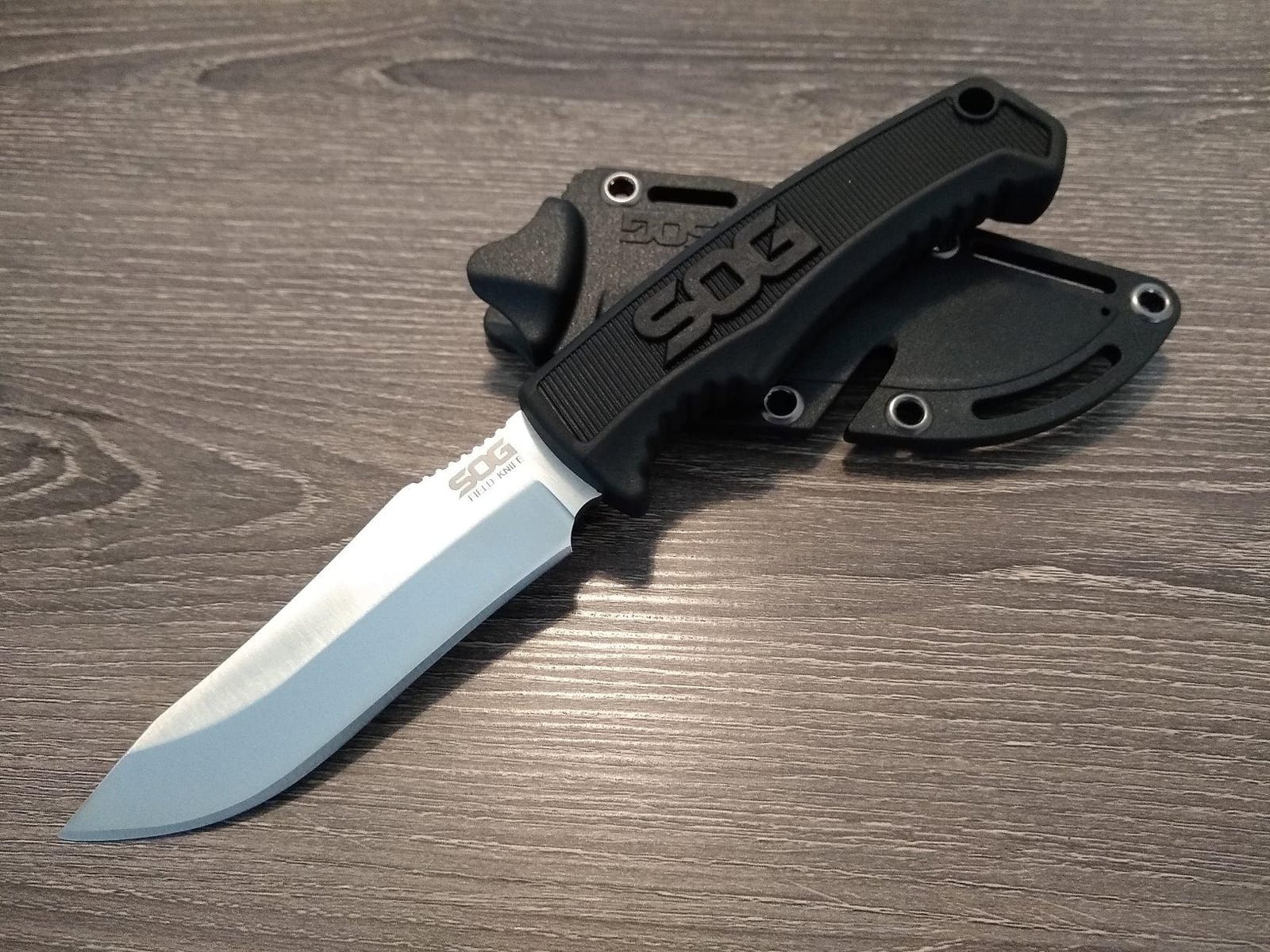 SOG Survival Knife with Sheath - Field Knife Fixed Blade Knives 4 Inch Tactical Knife and Bushcraft Knife w/Full Tang Hunting Knife Blade (FK1001-CP) customer photo 1