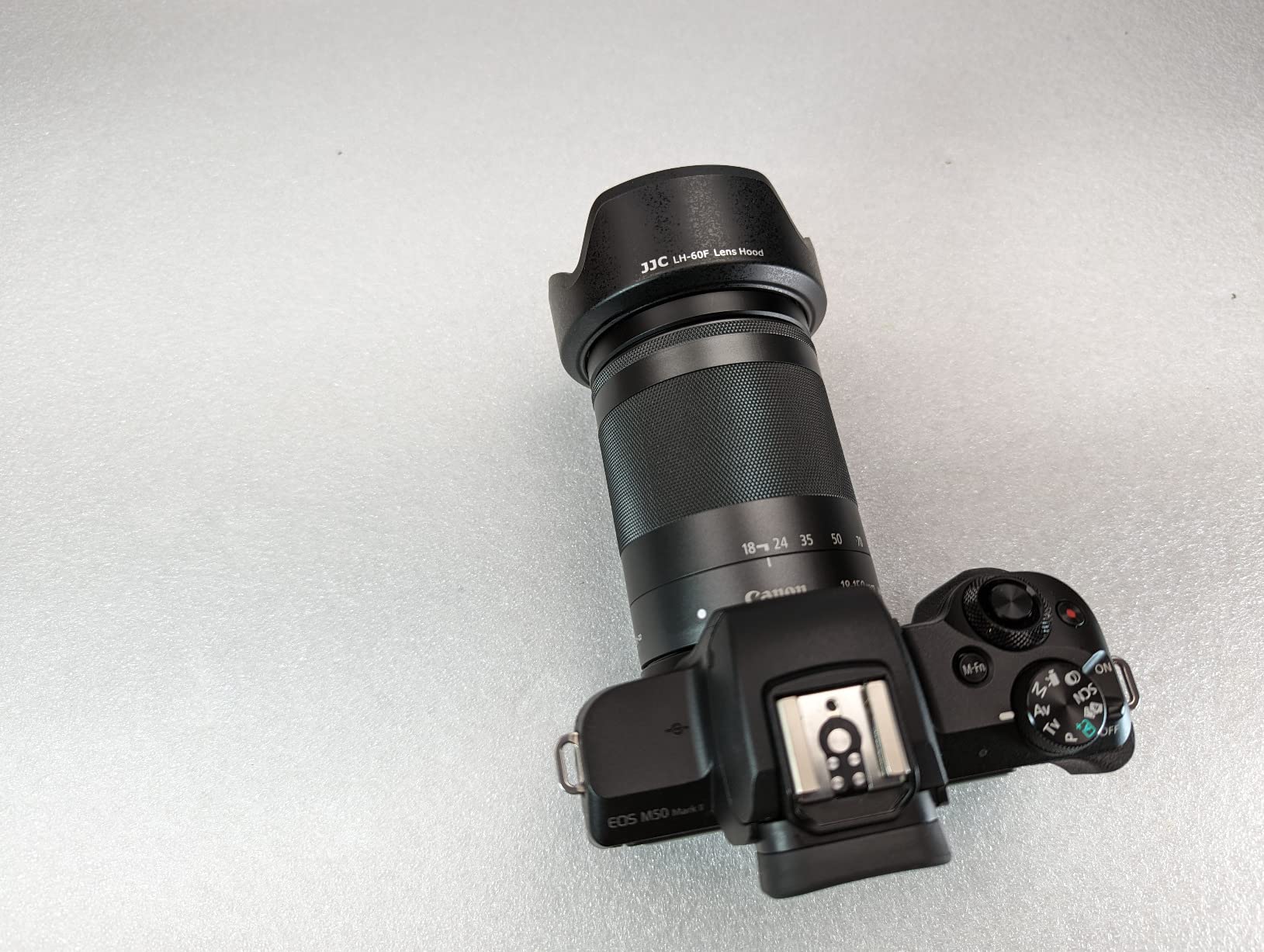 EW-60F Lens Hood for Canon RF-S 18-150mm F3.5-6.3 on R7 R10 & EF-M 18-150mm customer photo 1