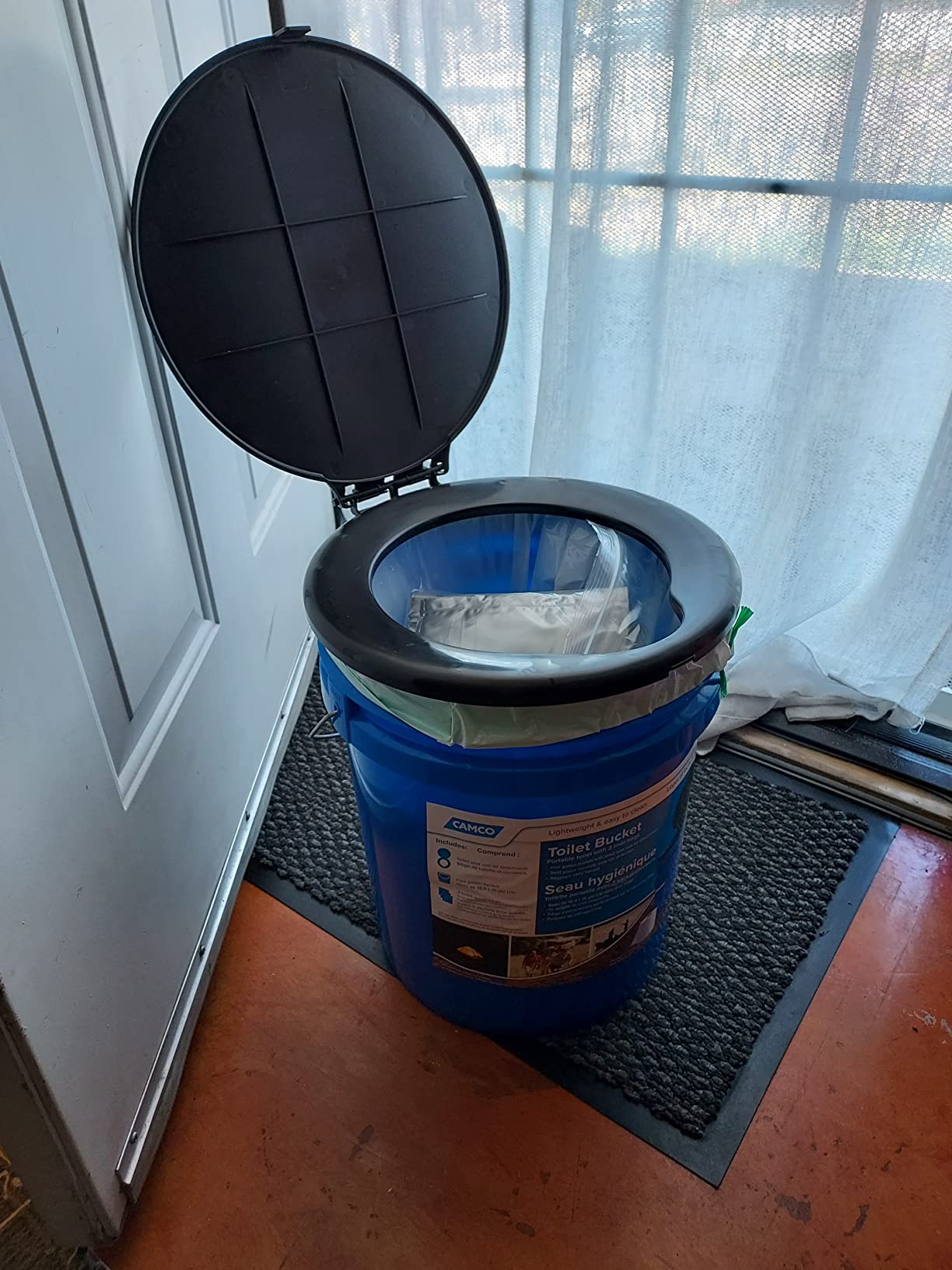 Camco Portable Toilet Bucket with Snap-On Seat and Lid, 5 Gallon, 41549 customer photo 2