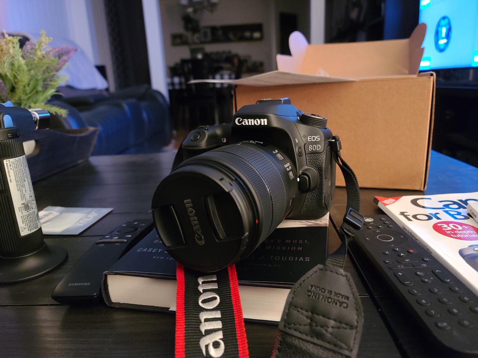 Canon EOS 80D Digital SLR Kit with EF-S 18-135mm f/3.5-5.6 Image Stabilization USM Lens (Black) (Renewed) customer photo 2
