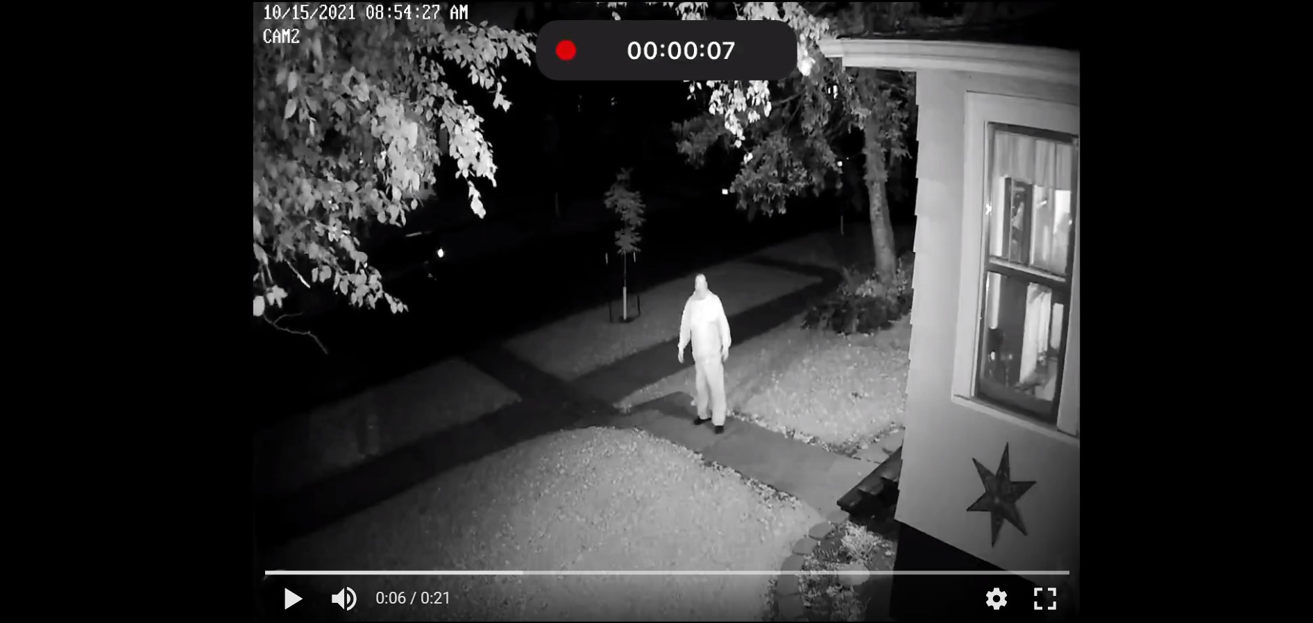 5MP Wireless Security Camera System, Wired Plug-in Powered, 1TB HDD customer photo 2