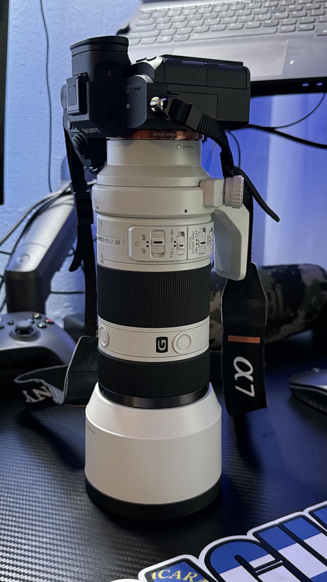 Sony FE 70-200mm F4 G OSS Interchangeable Lens for Sony Alpha Cameras (Renewed) customer photo 2
