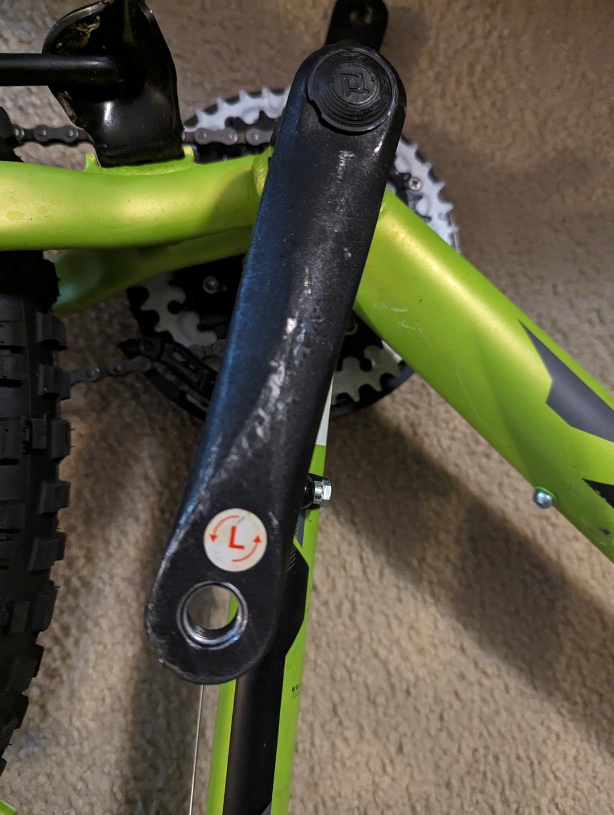 Huffy Hardtail Mountain Trail Bike 24 inch, 26 inch, 27.5 inch, 24 Inch Wheels/16.75 Inch Frame, Matte Acid Green customer photo 1