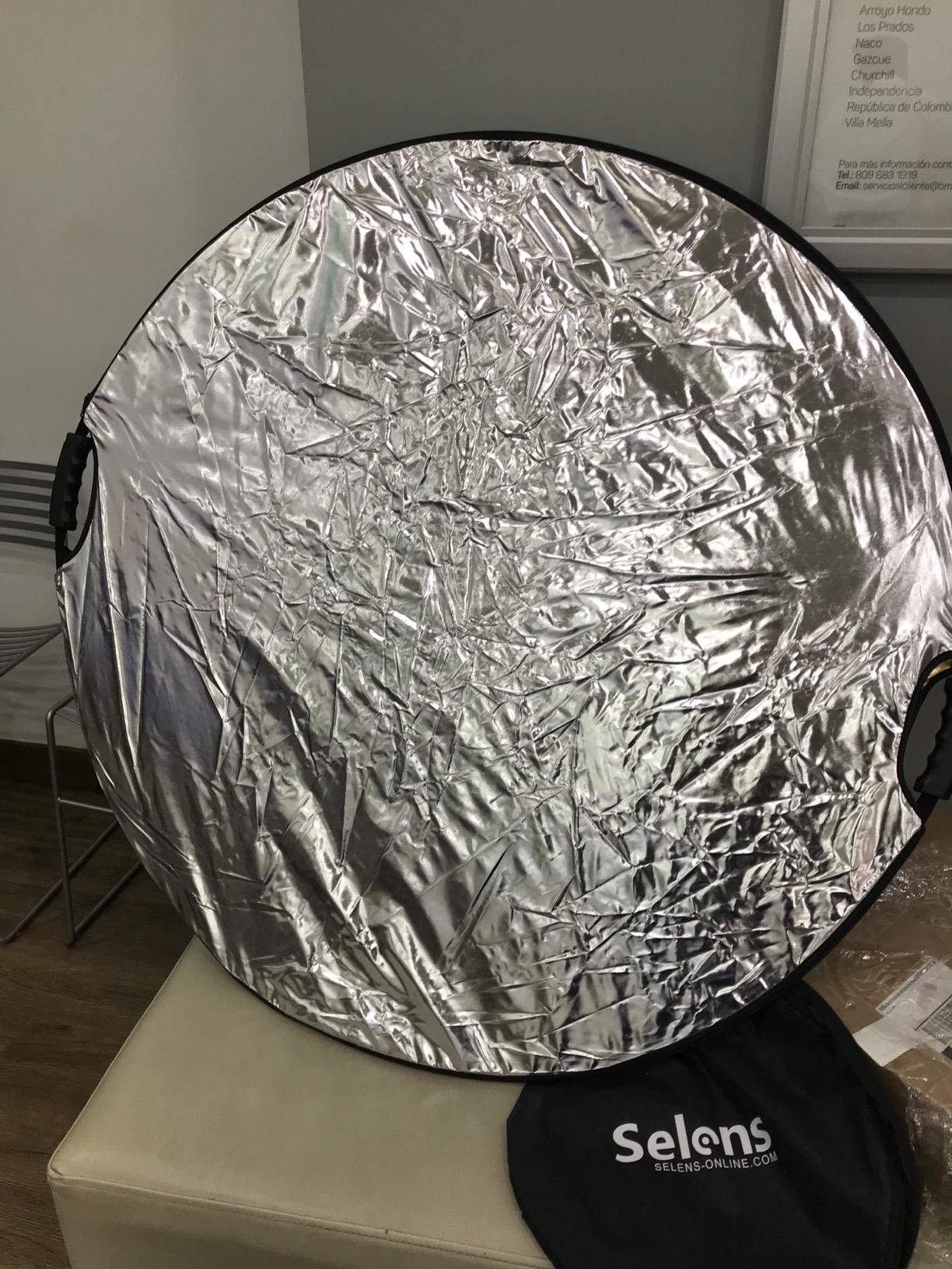Selens Portable 5-in-1 24 in / 60 cm Handle Round Reflector Collapsible customer photo 2