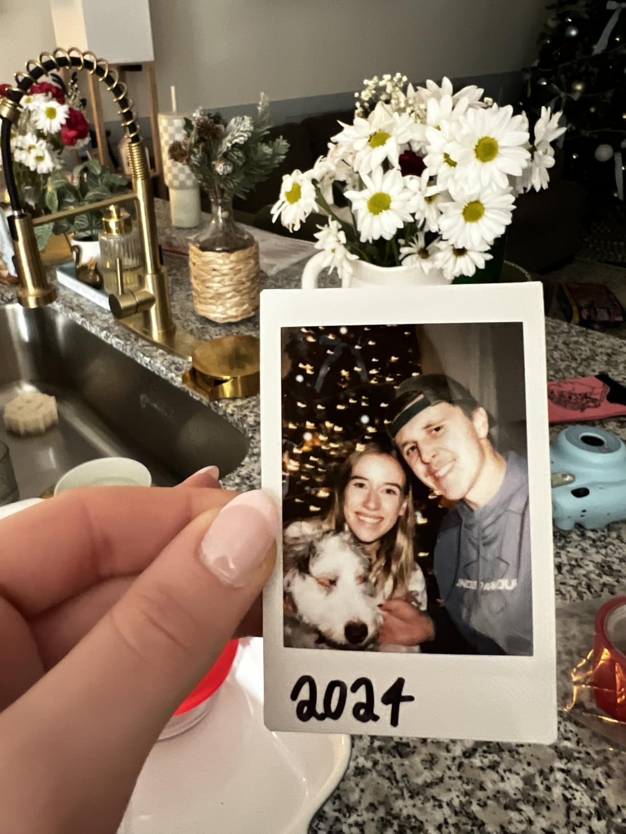 Fujifilm Instax Mini 11 Instant Camera - Ice White customer photo 2