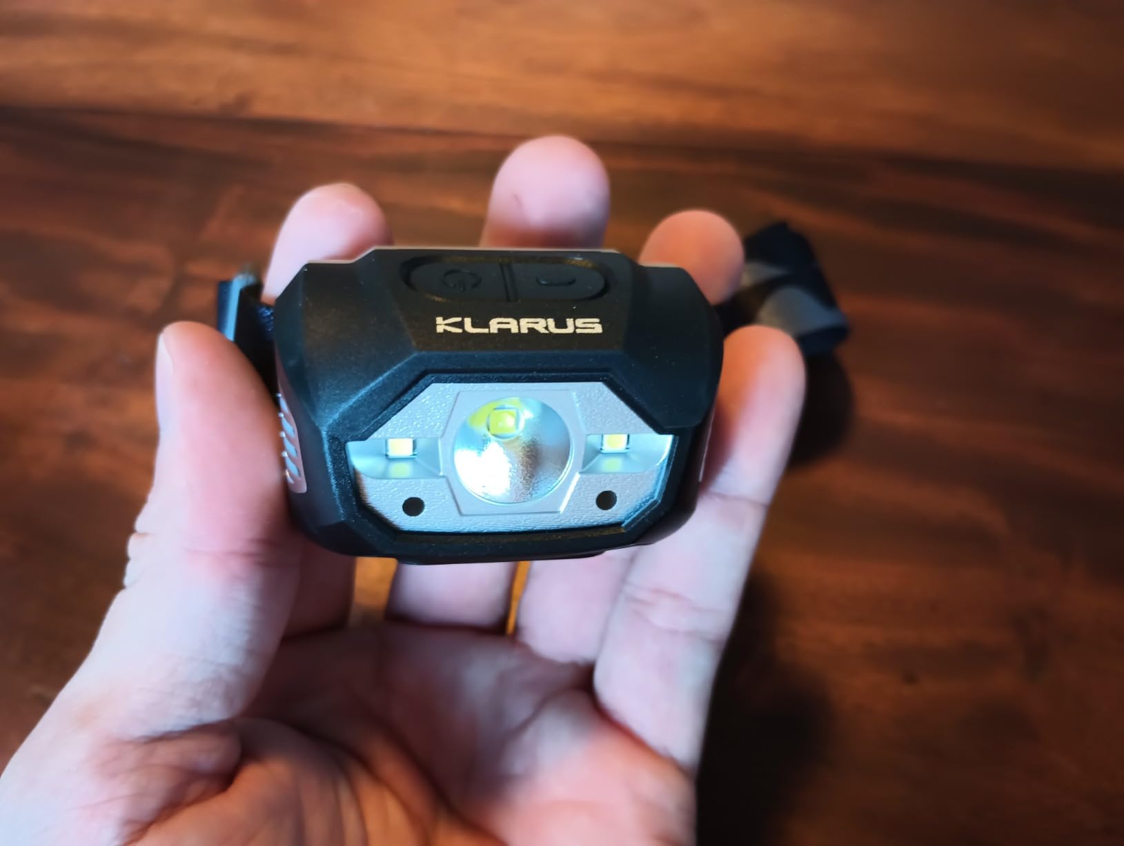 klarus HM1 IPX6 Waterproof Rechargeable Headlamp with Motion Sensor, 70 Hours Life, Full Charge in 2.5 Hours, 440 Lumens Consistent Output, Shock and Drop Resistant customer photo 2
