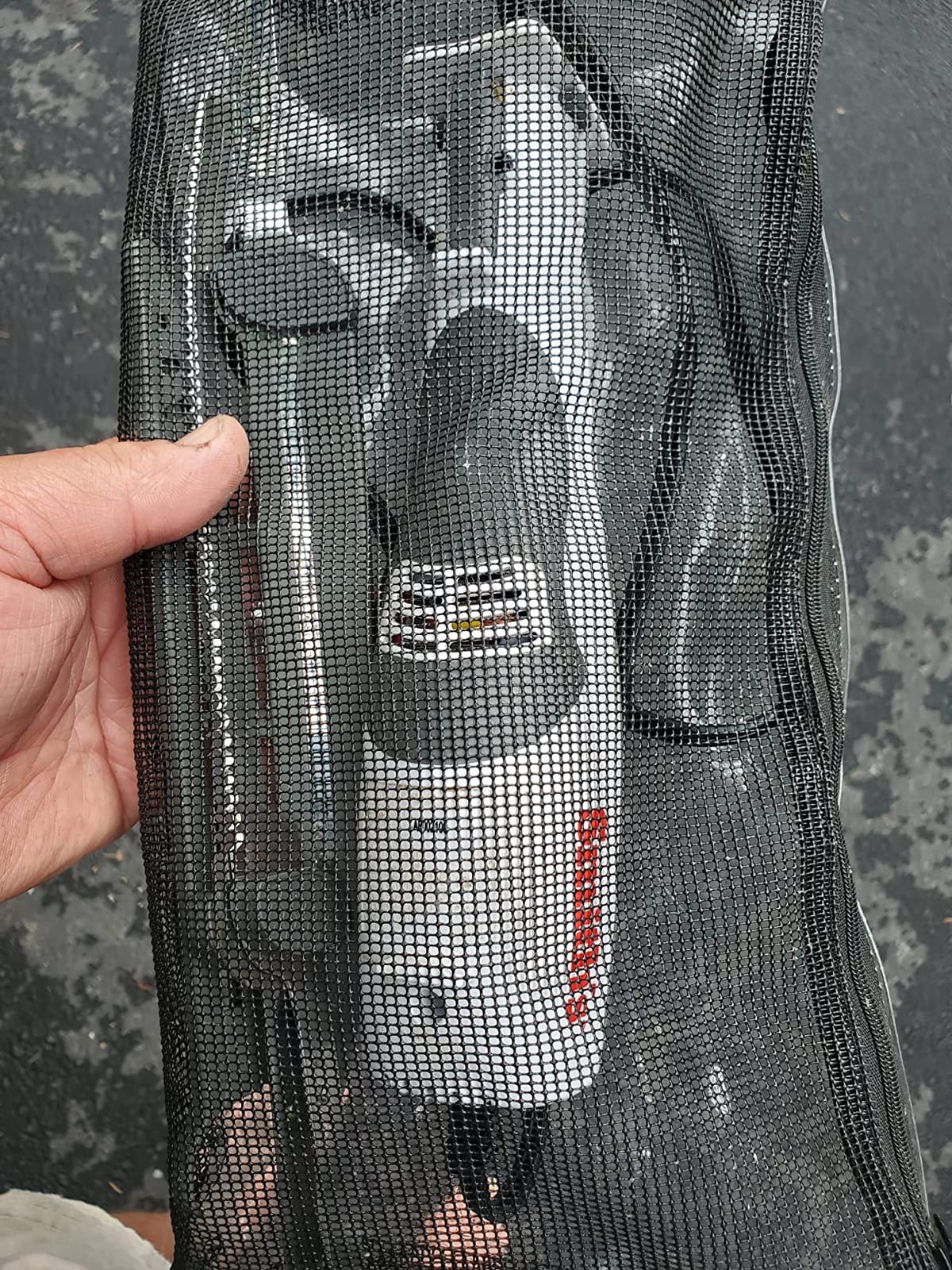 Smith's Lawaia Electric Fillet Knife 51233-2 Removable 8” Serrated Stainless Steel Blades w/Sheath - Fillet Glove & Mesh Storage Bag - Fishing, Outdoor, Hunting Electric Knife - 6 ft Power Cord, White customer photo 2