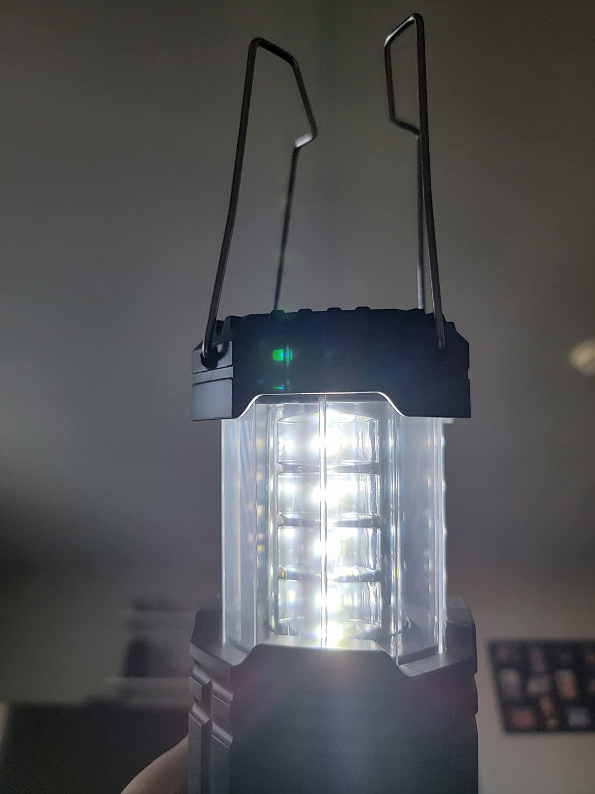 3000mAh Large Capacity Hand Crank Solar Camping Lantern for Emergency customer photo 2