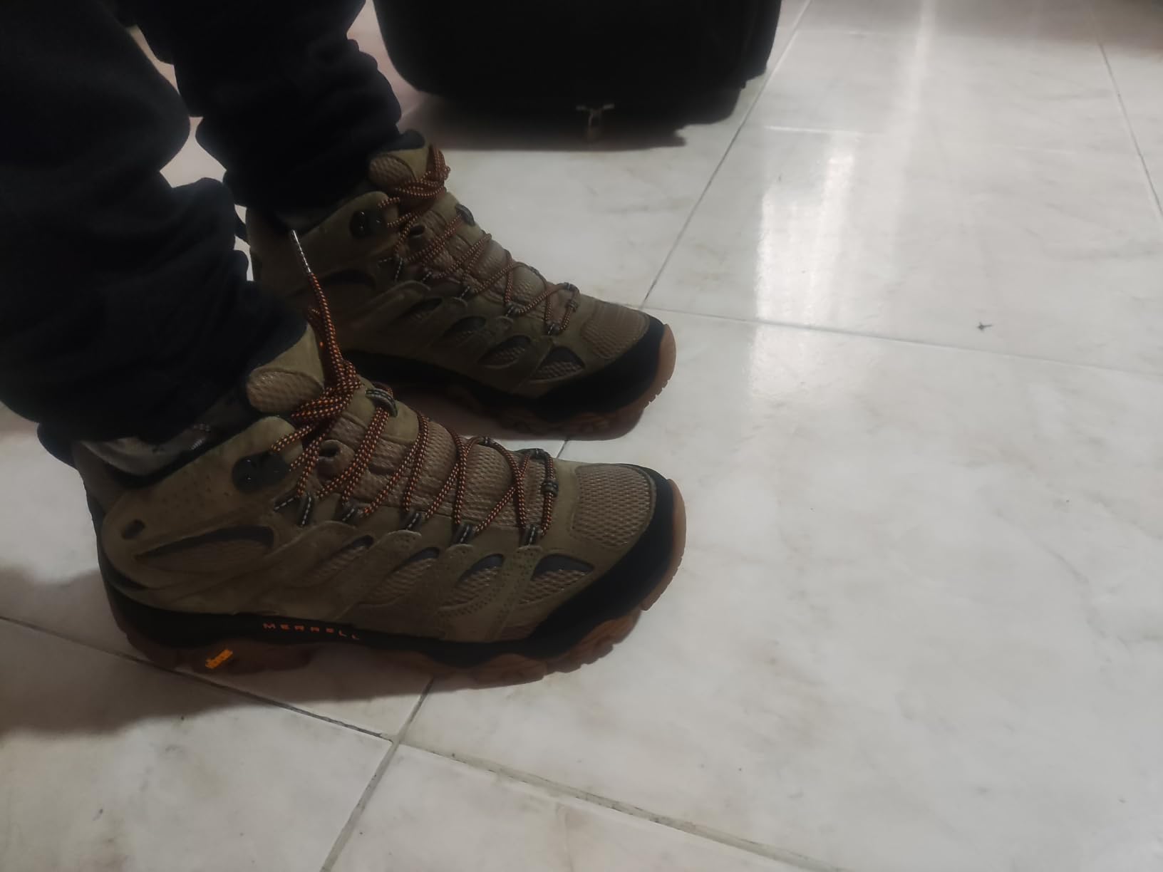 Merrell Men's Moab 3 Mid Waterproof Hiking Boots customer photo 2