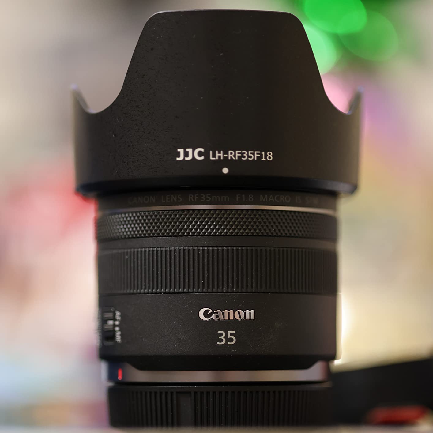 Tulip Flower Len Hood for RF 35mm F1.8 Macro is STM on EOS R6 R5 RP R Camera, Reversible Lens Shade, Compatible with 52mm Filters and 52mm Lens Cap customer photo 1