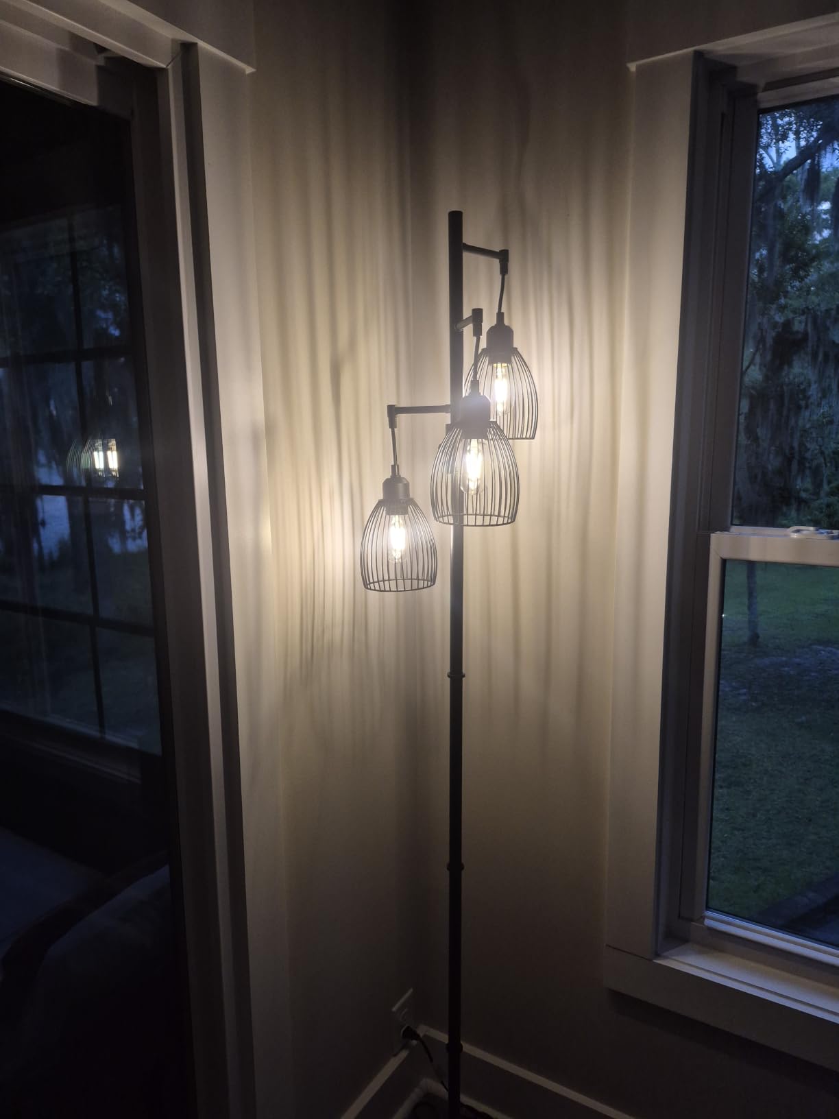 Dimmable Floor Lamp, 3 x 800LM LED Edison Bulbs Included, Farmhouse Industrial Floor Lamp Standing Tree Lamp with Elegant Teardrop Cage Head Tall Lamp for Living Room Bedroom Office Dining Room - Gold customer photo 2