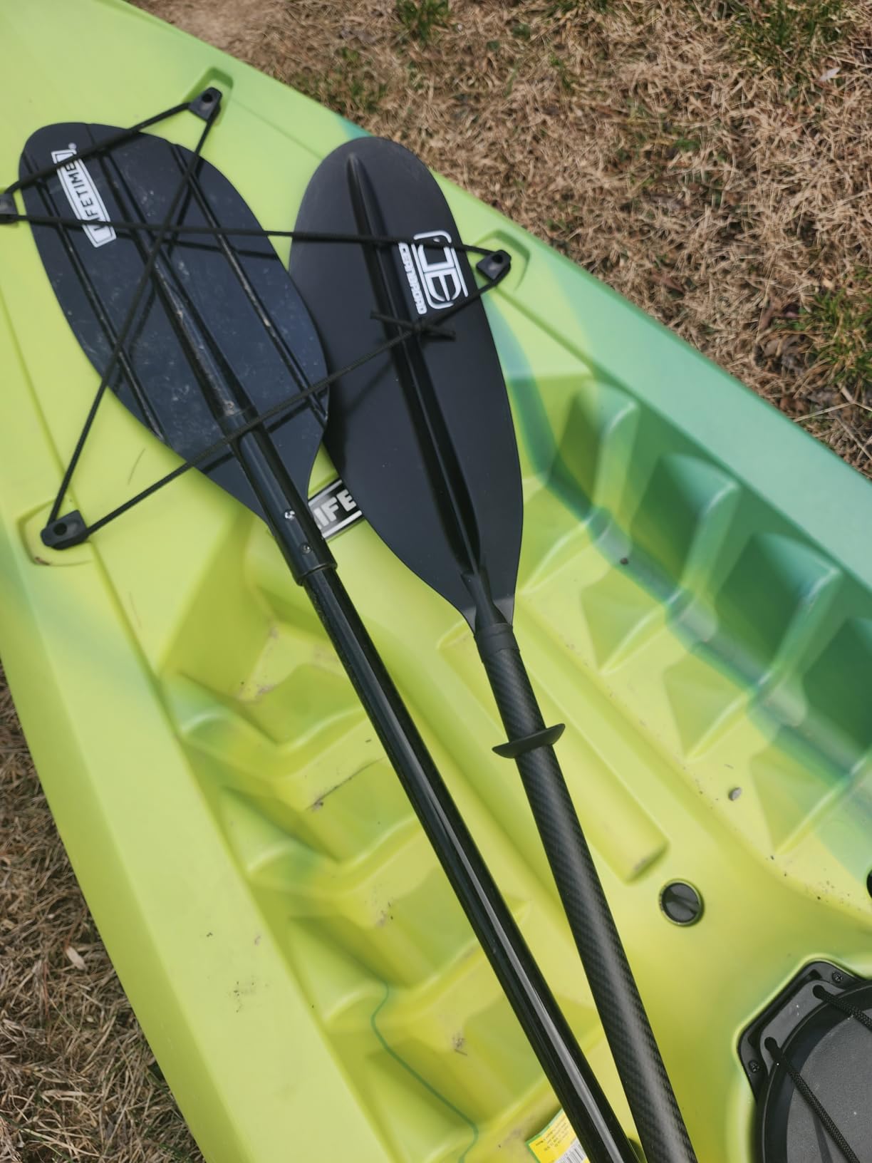 OCEANBROAD Adjustable Carbon Fiber Kayak Paddle 86in/220cm to 94in/240cm Kayaking Oar for Adults with Paddle Leash 1 Paddle customer photo 1