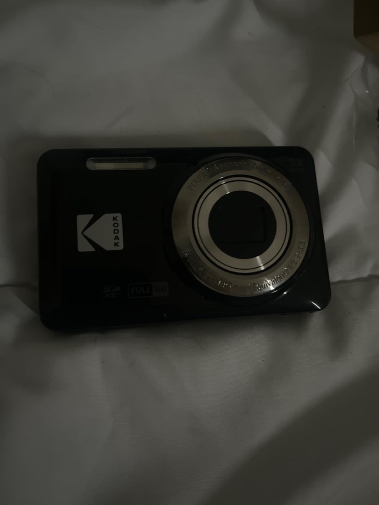 Kodak PIXPRO Friendly Zoom FZ55 Digital Camera Bundle, Black customer photo 2