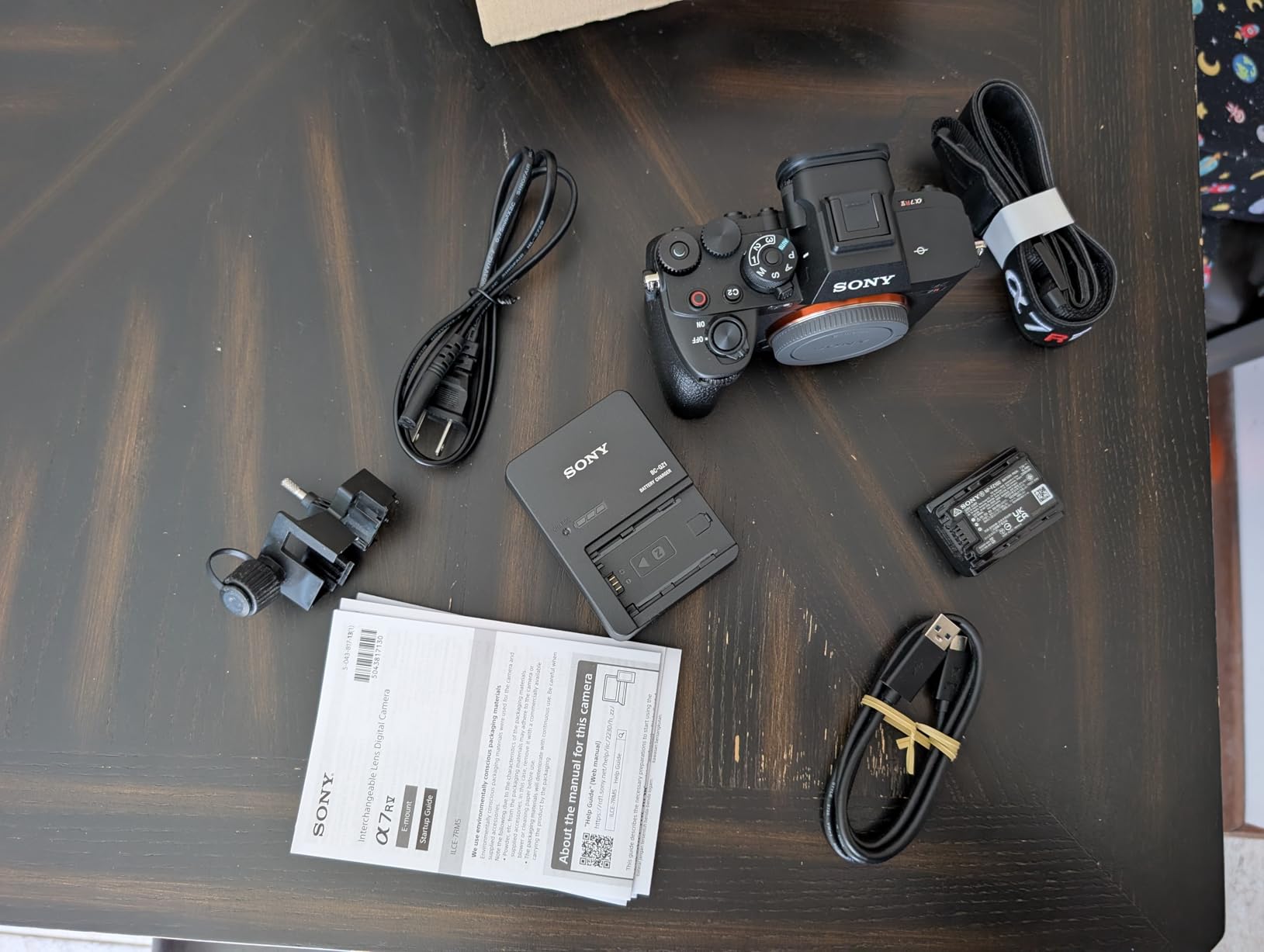 Sony Alpha 7R V Full-frame Mirrorless Camera Interchangeable Lens (Body Only) (Renewed) customer photo 1