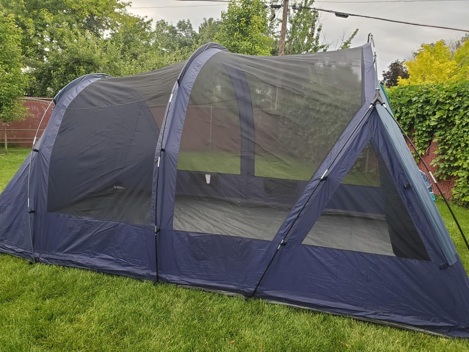 Timber Ridge 8 Person Camping Tent with Large Porch, Portable Waterproof Windproof Family Tent with Rainfly Carry Bag Room Divider, Easy Set-up Tent with Excellent Ventilation for Camping, 3 Season customer photo 1