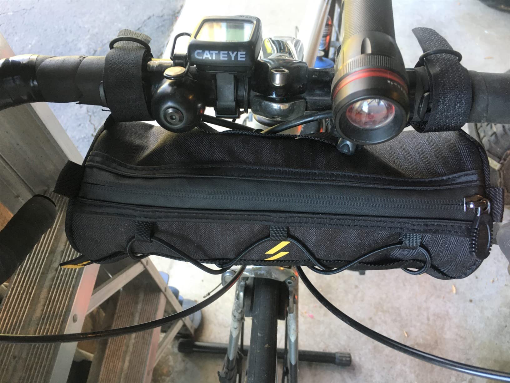 ROCKBROS Bike Handlebar Bag 2L Lightweight 4 Mounting Ways on Frame/Seat customer photo 2