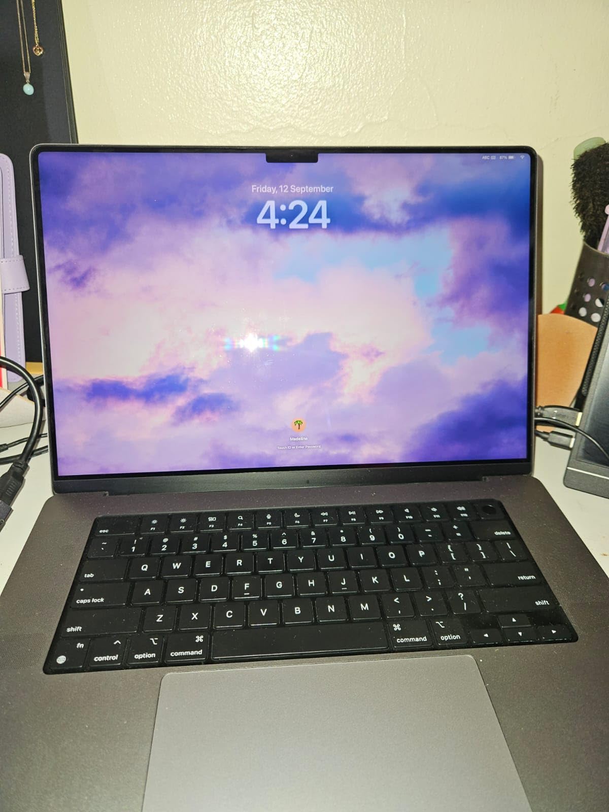 Apple 2023 MacBook Pro with Apple M2 Pro Chip, 16-inch, 16GB RAM, 1TB SSD, Space Gray (Renewed) customer photo 1