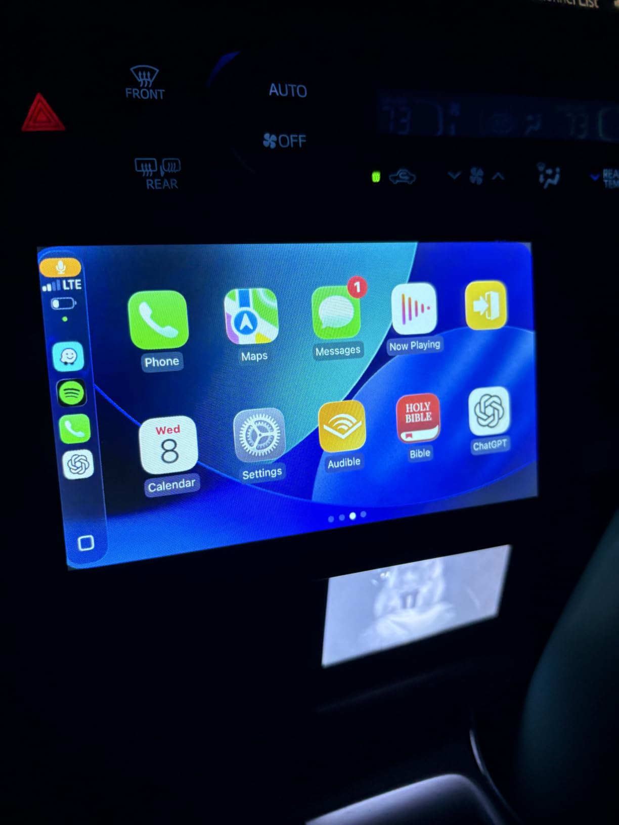 Portable Wireless with Apple CarPlay and Android Auto Screen for Car, 7