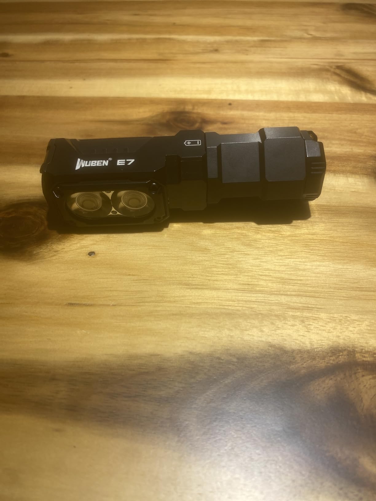 WUBEN E7 1800 Lm High Lumen Mini Flashlight with Magnet, Super Bright 6 Modes EDC Flashlight customer photo 2