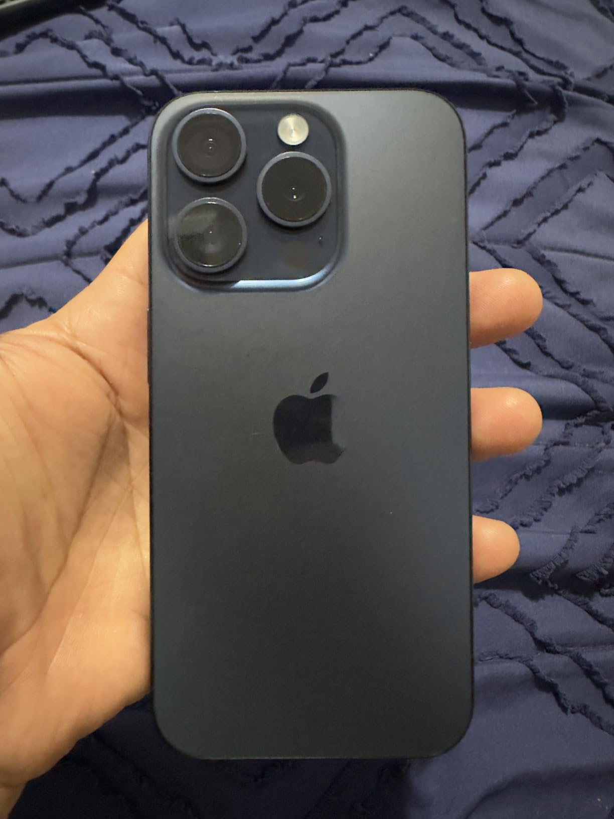 Apple iPhone 15 Pro, 256GB, Blue Titanium - Unlocked (Renewed) customer photo 2
